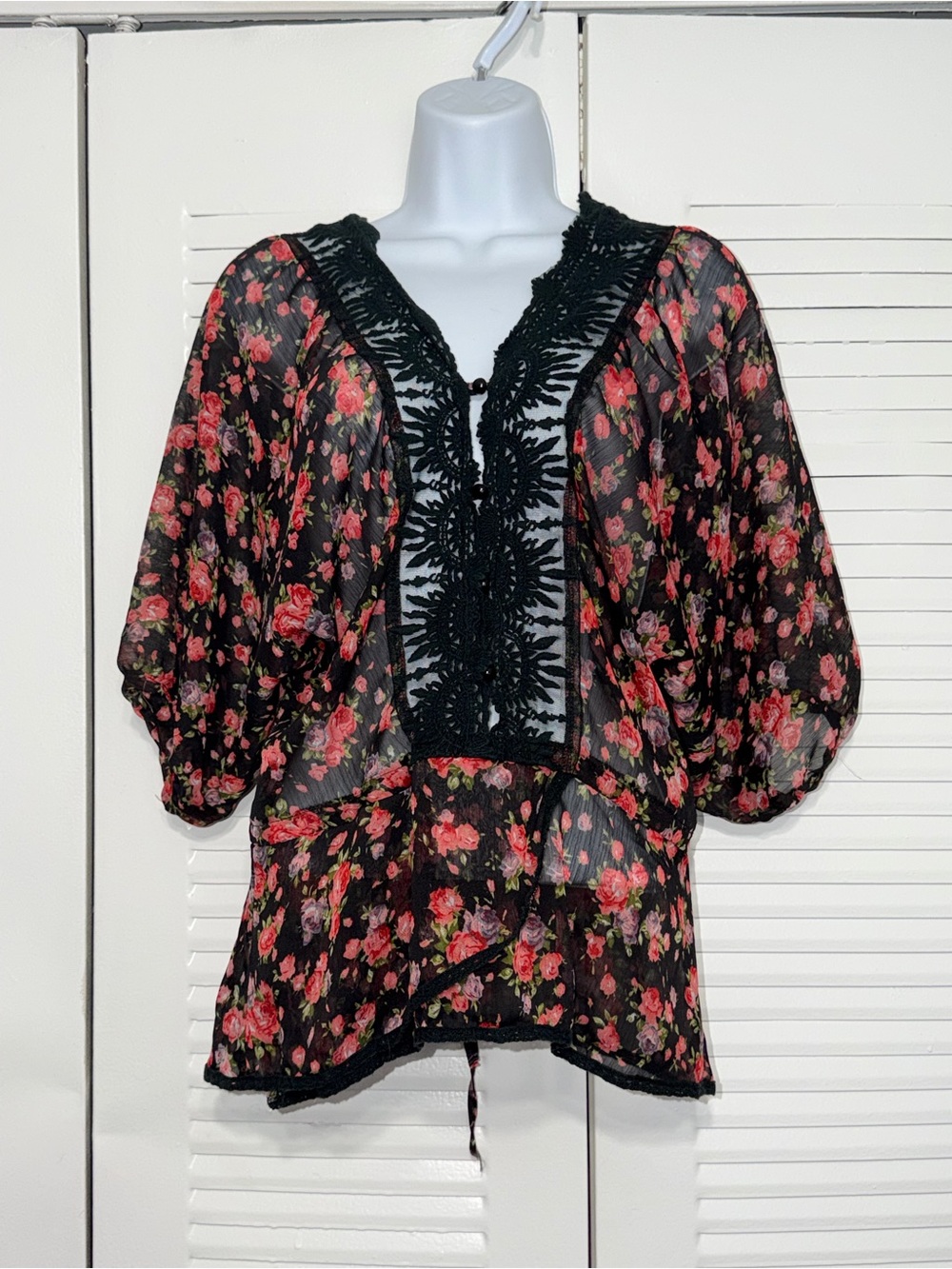 Sheer Floral Crochet Lace 2000s y2k Whimsigoth Romantic Sheer Top